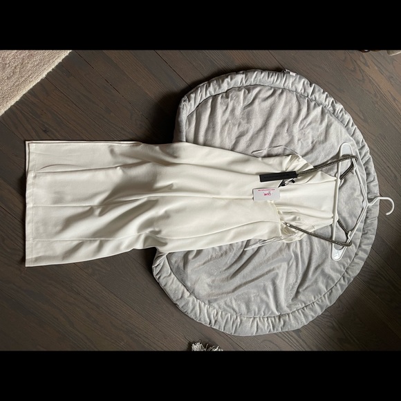 White fitted mid dress. Sexy back with rhinestone neckline and trim - Picture 4 of 4